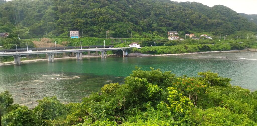 千葉県鴨川の海の見えるペンション アル・モールの客室から見える海
