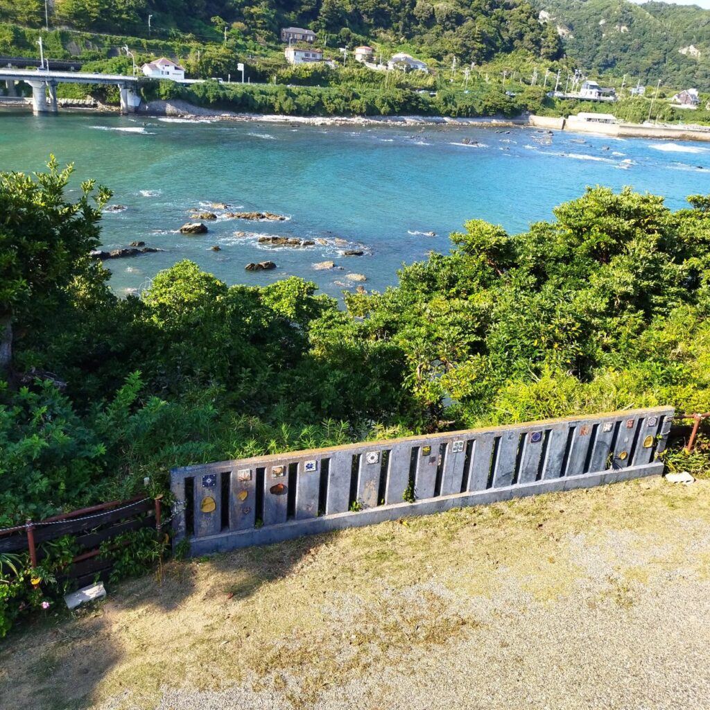 千葉県鴨川の海の見えるペンション アル・モールのオーシャンビューの客室から見える風景