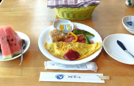 千葉県鴨川の海の見えるペンション アル・モールの朝食